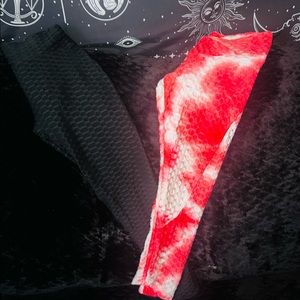 Bundle of 2 butt lift yoga pants